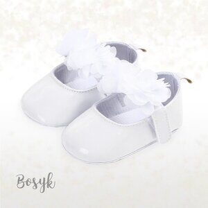NEW - Leather And Flowers Baby Girl Shoes - Baptism Baby Shoes -  Baby Shoes